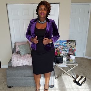 Plus size NWT
Tahari 16W Velvet Plum Blazer